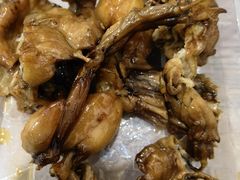 卤牛蛙-蓝精灵饺子店