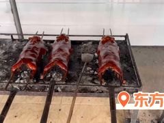 -姐妹四更烤猪店