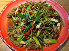 -先启半步颠小酒馆(虹桥龙湖天街店)
