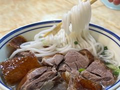 -香辉食馆(新兴路店)