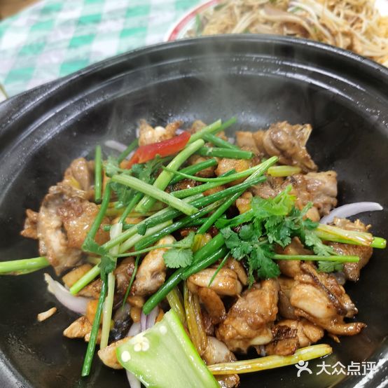 煲姐啫煲海鲜大排档