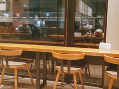 靠窗位-星巴克(昆山花桥商务城店)