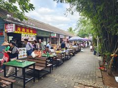 -万绿园