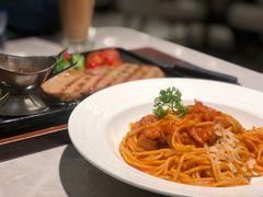 -必胜客(东三路店)