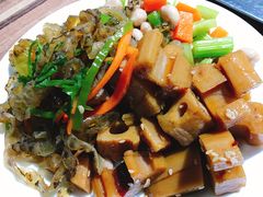 -济南亮亮烧烤(延安三路店)