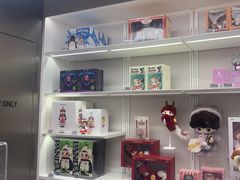 -泡泡玛特POPMART(柏威年购物中心店)