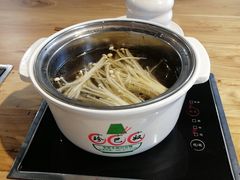 菌汤锅底-珍巴奴毛肚牛肉小火锅(四惠店)