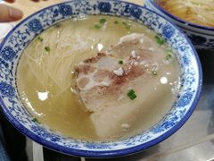 枫镇肉面-裕兴记·三虾面(西北街总店)