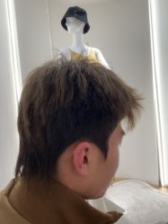 -镁连社·美联社