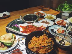 -唯成•韩国炭火烤肉 유성고기