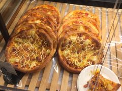 -Dough&Joe团憩(瑞虹天地月亮湾店)