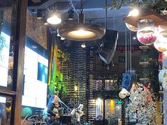 -胡桃里音乐餐厅(陶溪川店)(川湘赣菜·世界百大酒庄直供红酒·音乐表演)