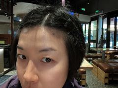 -瑞虹新天地月亮湾