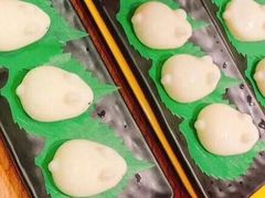 网红兔兔-牛小嫩串串火锅(老国贸总店)