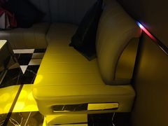 -宝岛甲壳虫KTV(蓝天路店)