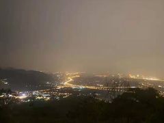 -鬼笑石后山停车场
