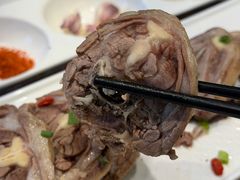 手抓羊肉-民族手抓羊肉馆·滩羊手抓·烤全羊