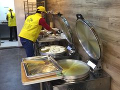 -汇吃汇喝美食街(上海建发浦悦荟广场店)