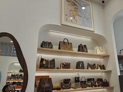 -海星奢选二手奢侈品手表包包鉴定回收寄卖(墨玉南路店)