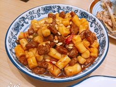 松子牛肉炒年糕-兔爸私家小厨(新北万达店)