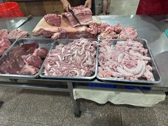 -标记美食新鲜猪杂(兴南大道店)