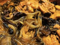 -关东小磨东北菜(上海长风大悦城店)