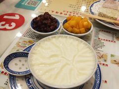 -广信牛奶甜品世家(台东店)
