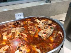 剁椒鱼-绿岛港轩海鲜烤肉涮锅自助餐厅