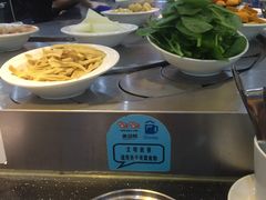 -咕叽咕叽自助烤肉小火锅(西城广场购物中心店)