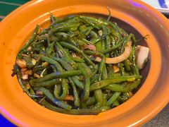 -粉墨特色菜·烧烤音乐酒馆