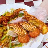 大快朵颐的海鲜大餐