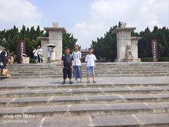 -洛阳古墓博物馆