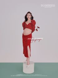 点击看大图 -十孕纪高端孕妇亲子摄影