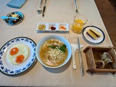 -伊宁站