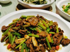 小炒黄牛肉-朝郡酒家·粤菜(燕大星苑店)