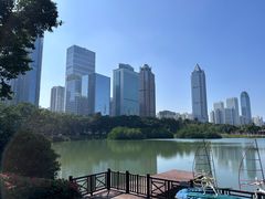 -万绿园