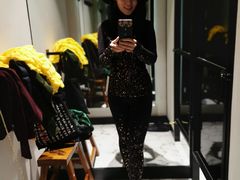 -lululemon(上海浦东IFC店)