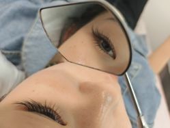 -丽心自助美甲美睫