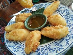 炸香蕉-卷心菜和避孕套餐厅(Pattaya)