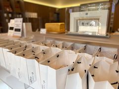 -银座仁志川·生吐司专门店(香港广场店)