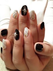 -睫乐园•睫公馆•美睫美甲沙龙