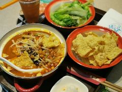 -丽丽三鲜螺蛳粉(田林路店)