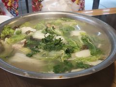 -山妹子铁锅炖