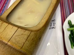 竹筒山珍汤-香巴拉云南餐厅(华莱坞店)