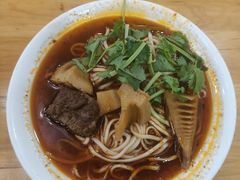 红烧牛肉面-华兴街自力面店