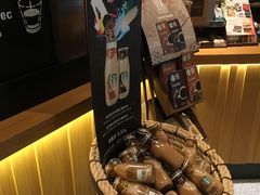 零售区-星巴克(成都机场T2店)