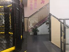 -思迈威健身(积玉桥万达店)