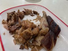 烙饼卷肘子-巢香扣肉馆