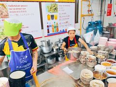 -榮泰米粉湯(Left Shop)