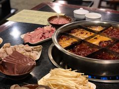 -邓莽子老火锅(中兴路总店)